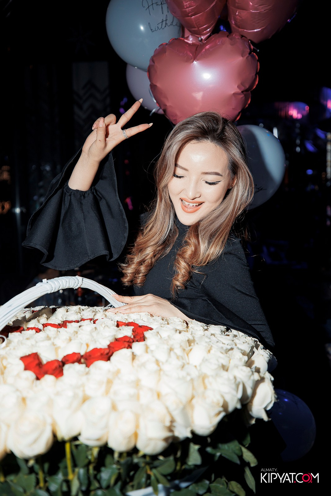 FRIENDS BAR & TERRACE. КИПЯТКОМ АЛМАТЫ! Фотосъемка мероприятий в Алматы