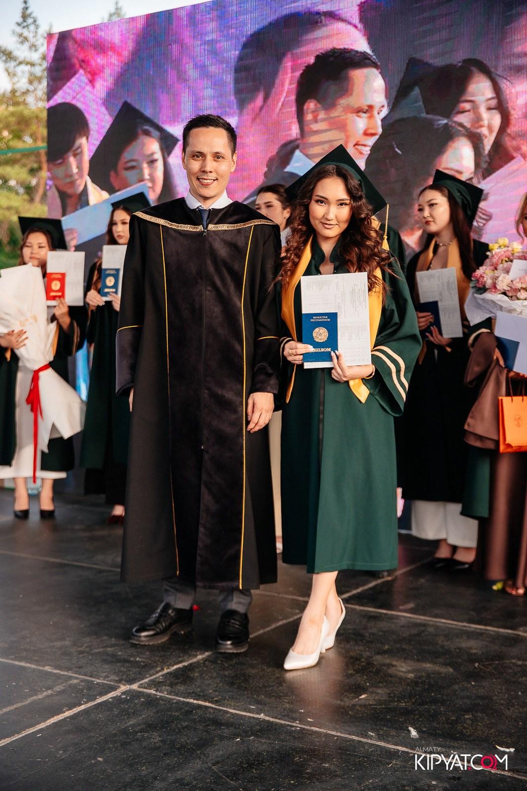ВРУЧЕНИЕ ДИПЛОМОВ — НАРХОЗ КОЛЛЕДЖ. Part 3. КИПЯТКОМ АЛМАТЫ!
