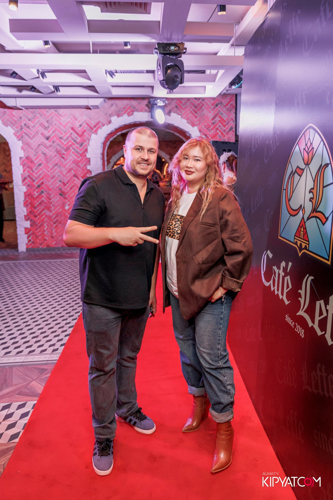 ОФИЦИАЛЬНОЕ ОТКРЫТИЕ CAFE LEFFE. КИПЯТКОМ АЛМАТЫ!