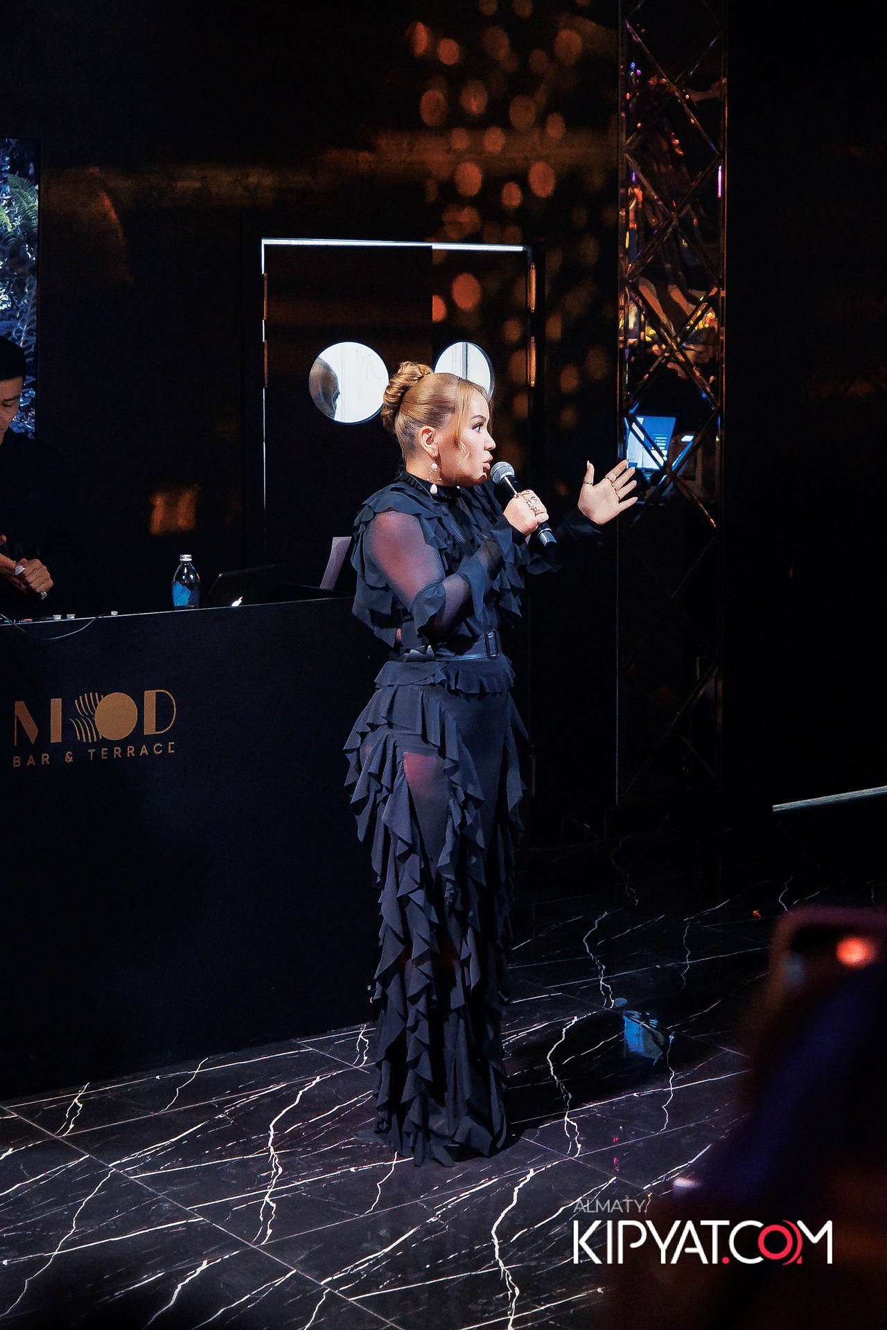MOOD KARAOKE & TERRACE. КИПЯТКОМ АЛМАТЫ!