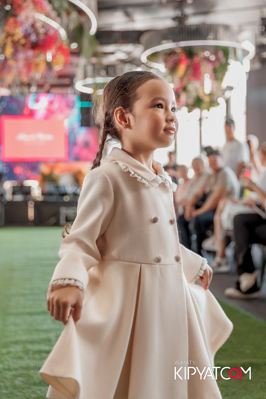 PROM KIDS FASHION SHOW. КИПЯТКОМ АЛМАТЫ!