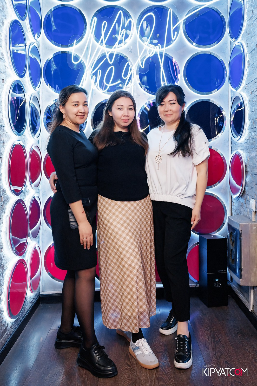 УХО И МЕДВЕДЬ НА ГАГАРИНА. КИПЯТКОМ АЛМАТЫ! Фотосъемка мероприятий в Алматы