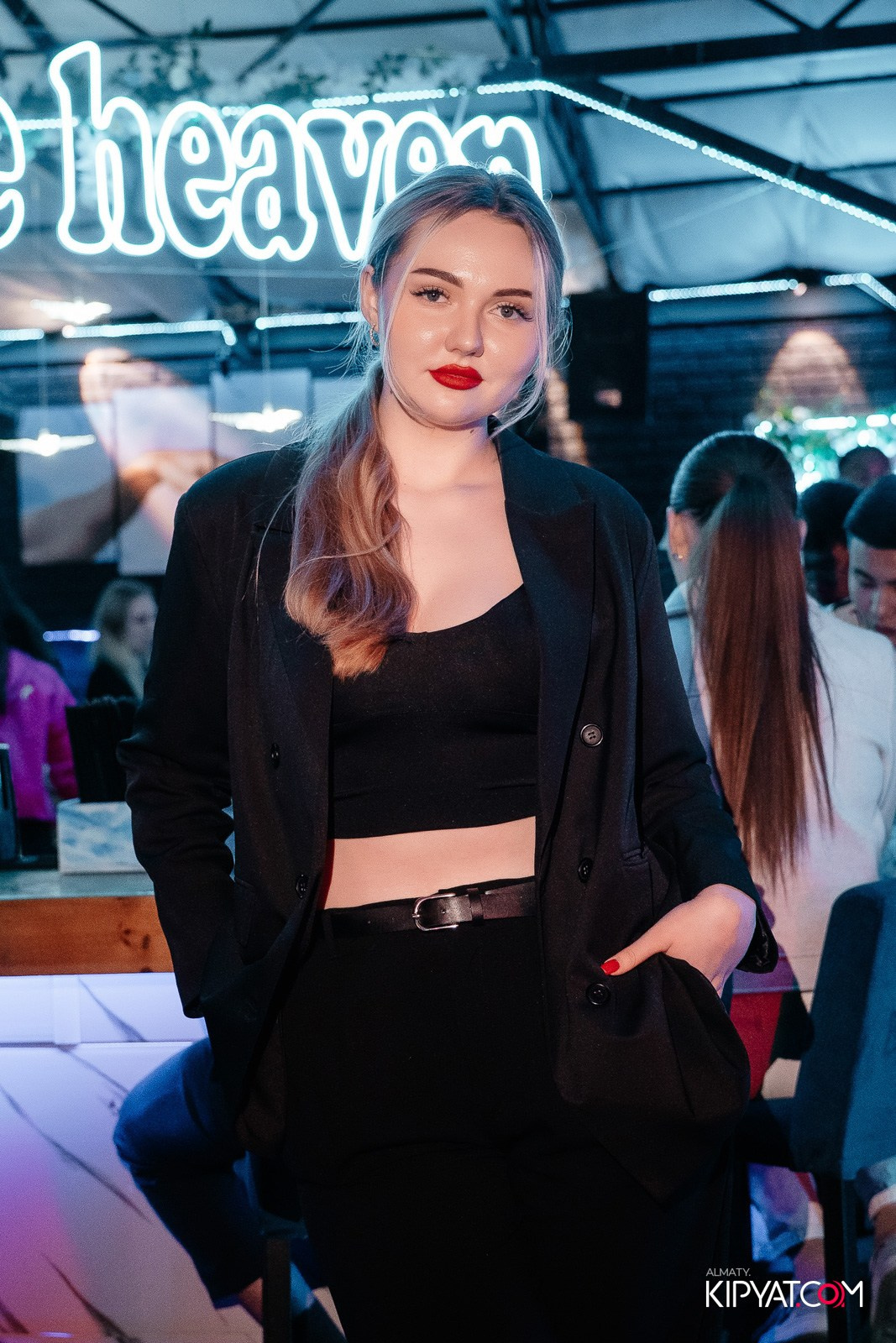 SKY BAR. КИПЯТКОМ АЛМАТЫ!