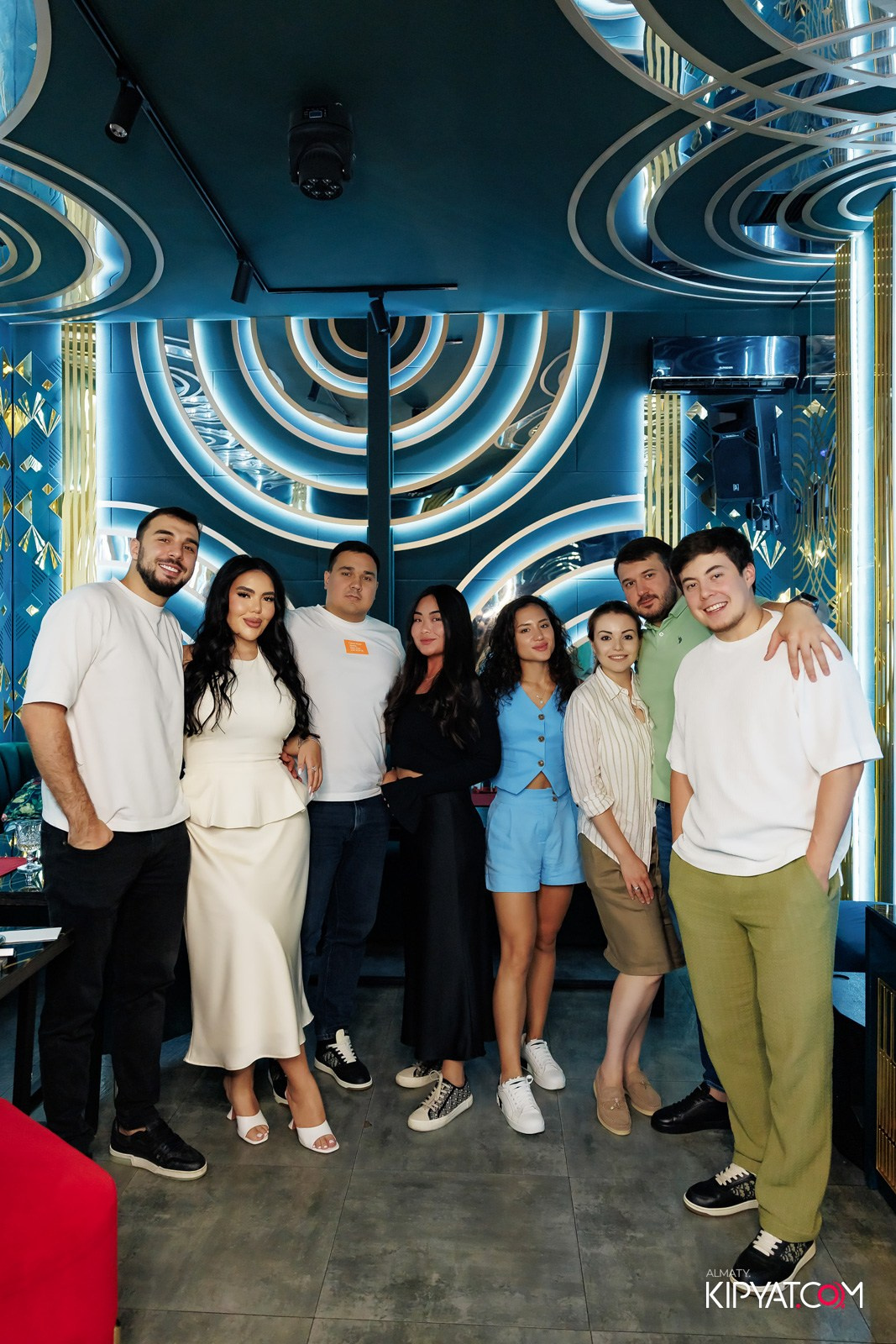 ЗАЯ, НА БИС. КИПЯТКОМ АЛМАТЫ!