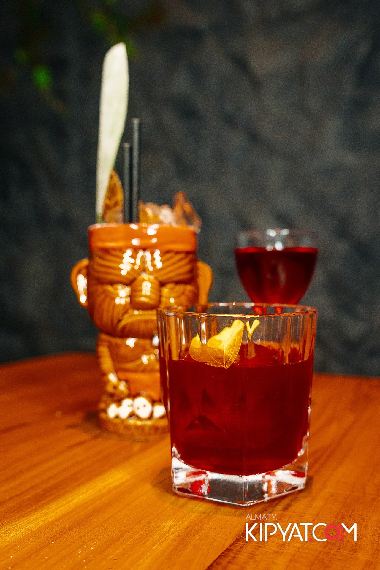 HOOKAH PLACE ALMATY. КИПЯТКОМ АЛМАТЫ!