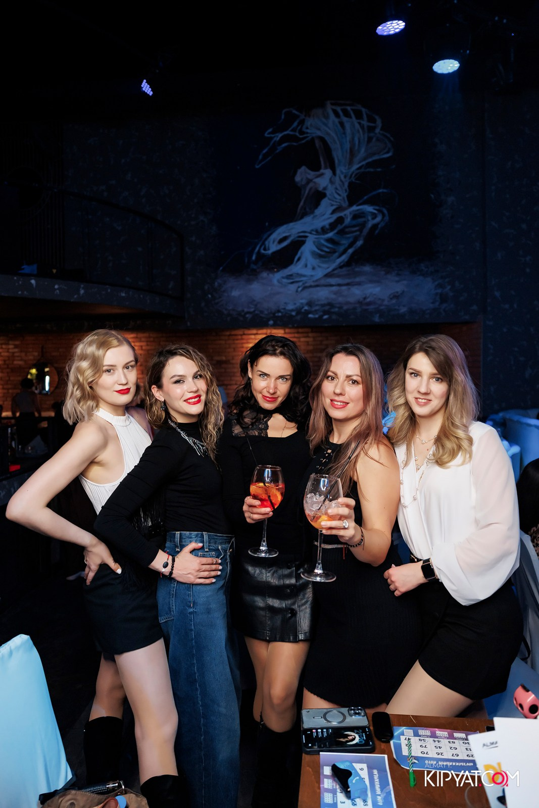 МУЗЫКАЛЬНОЕ ЛОТО В HIT RETRO. КИПЯТКОМ АЛМАТЫ! Фотосъемка мероприятий в Алматы