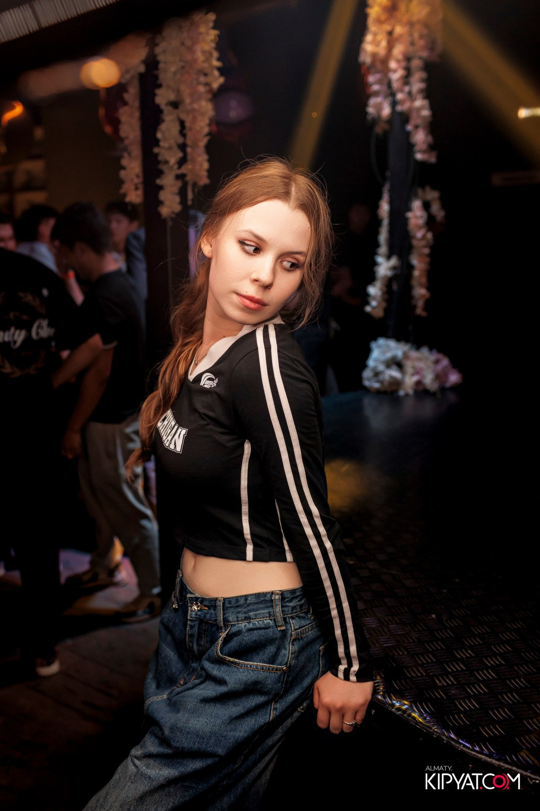 UYAT EMES BAR. КИПЯТКОМ АЛМАТЫ!