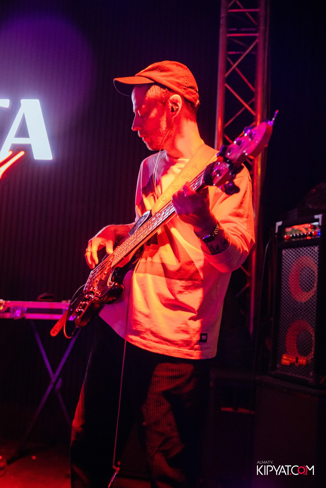 ПИНТА НА ДОСТЫК. КИПЯТКОМ АЛМАТЫ!