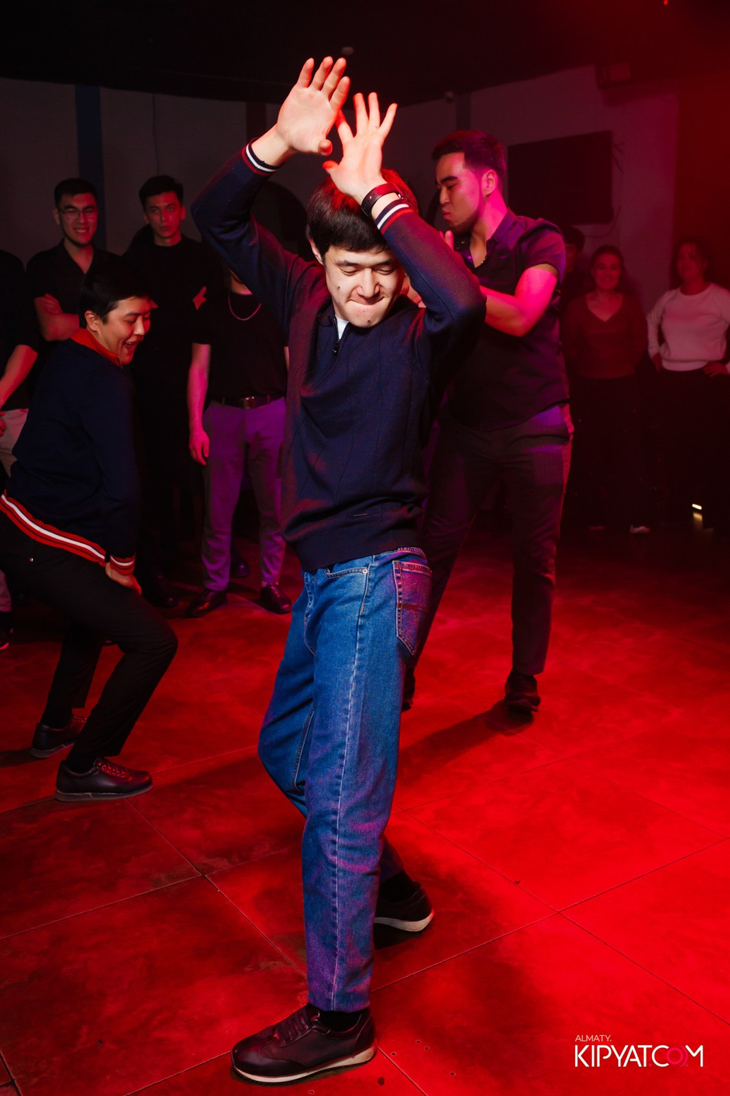 ARAGOSTA. КИПЯТКОМ АЛМАТЫ!