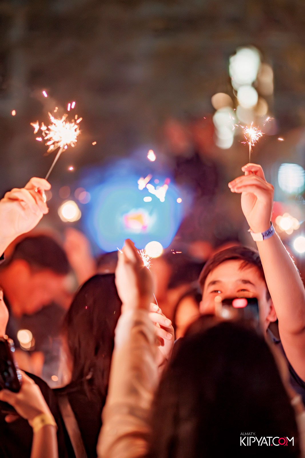 EVENT BAR. КИПЯТКОМ АЛМАТЫ!