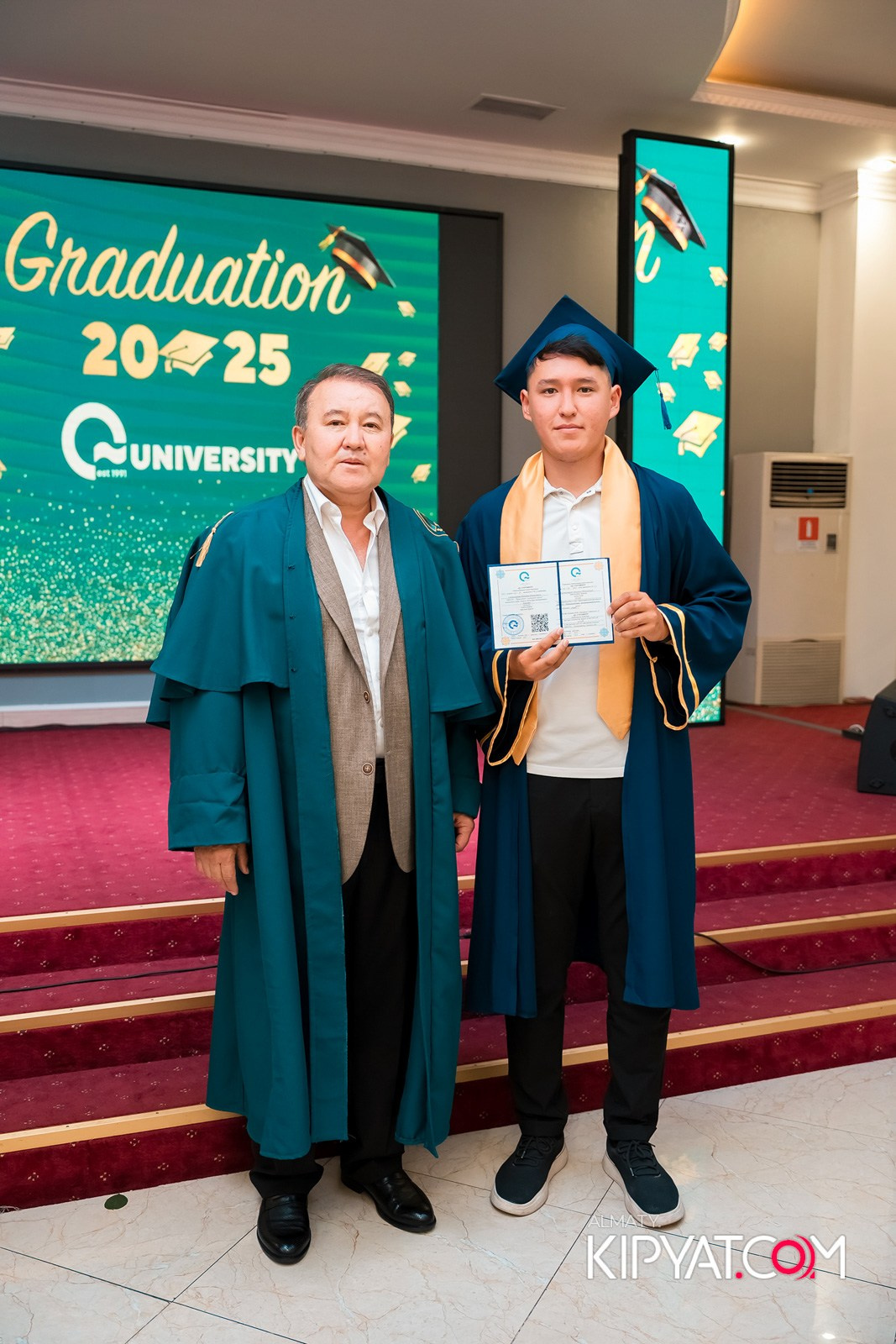 GRADUATION 2025 Q UNIVERSITY. КИПЯТКОМ АЛМАТЫ!