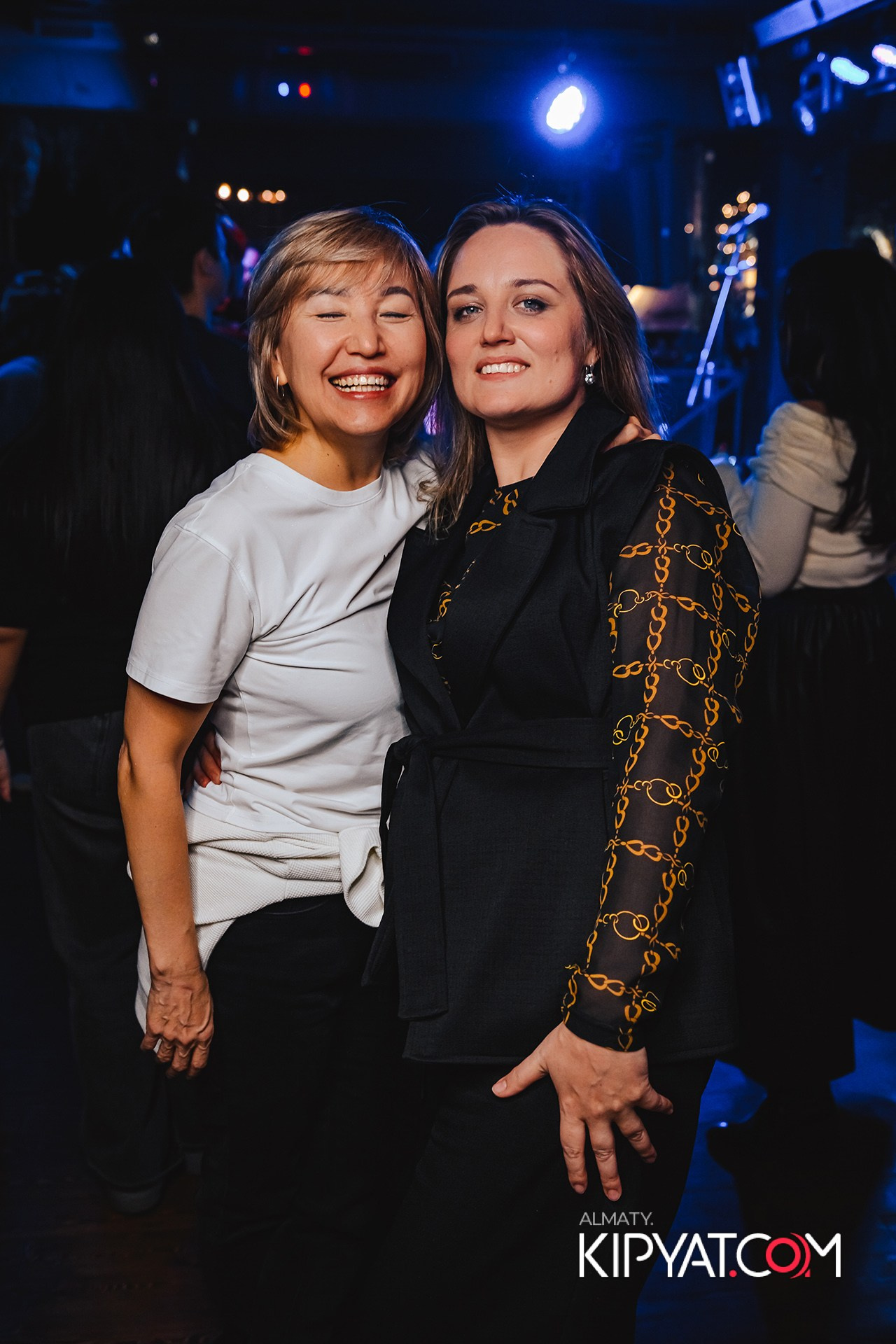 MUNCHEN PUB НА ПАНФИЛОВА. КИПЯТКОМ АЛМАТЫ!