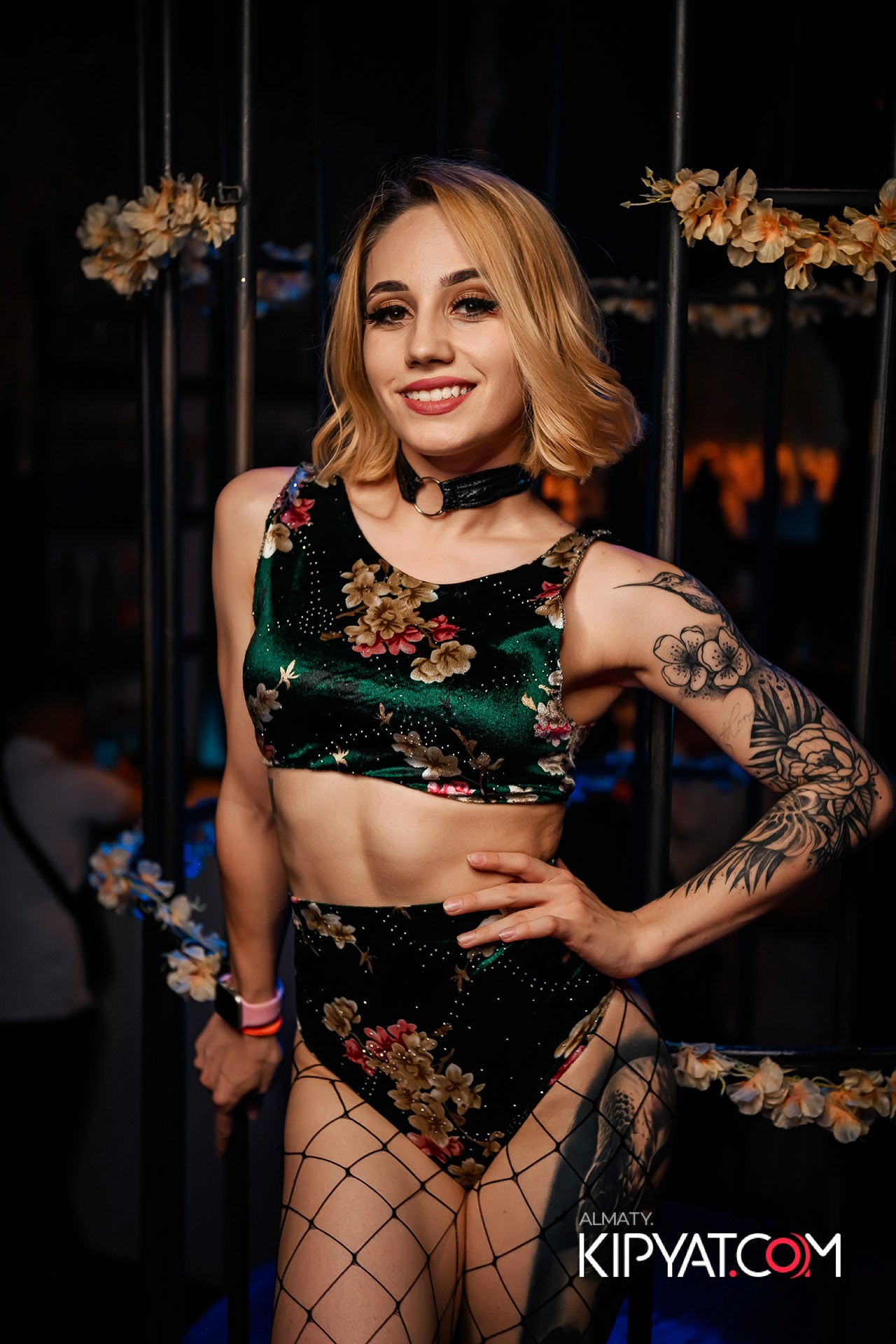 Uyat Emes Ваr. КИПЯТКОМ АЛМАТЫ!