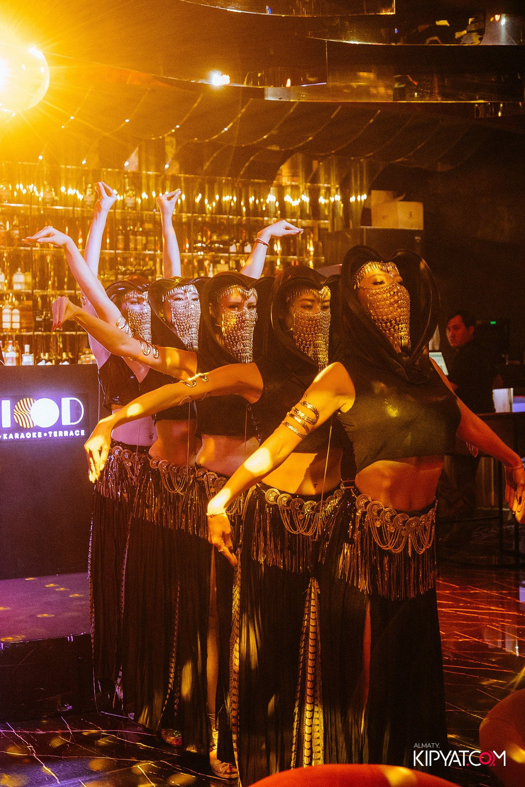 MOOD KARAOKE & TERRACE. КИПЯТКОМ АЛМАТЫ!