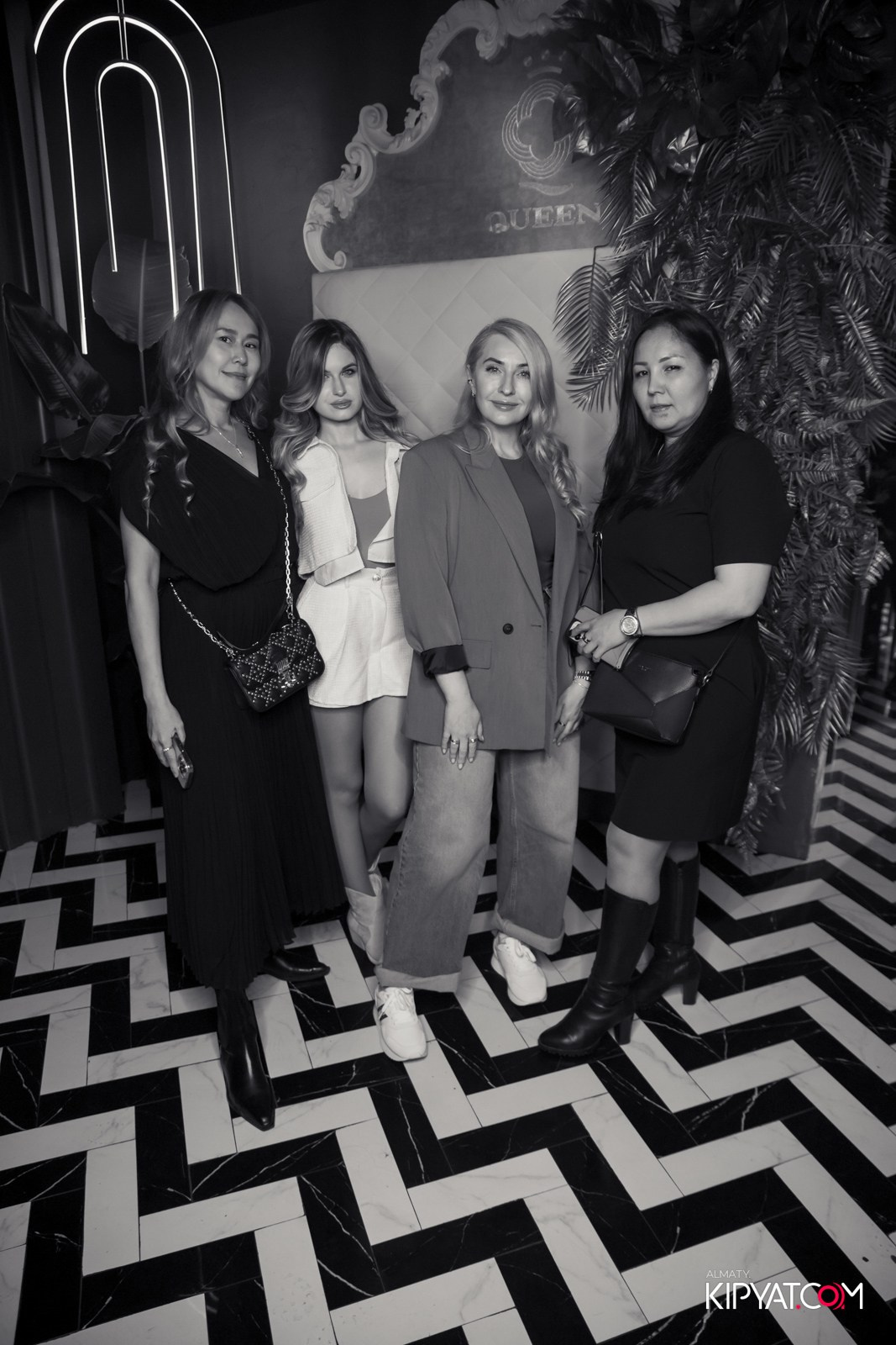 QUEEN. КИПЯТКОМ АЛМАТЫ!