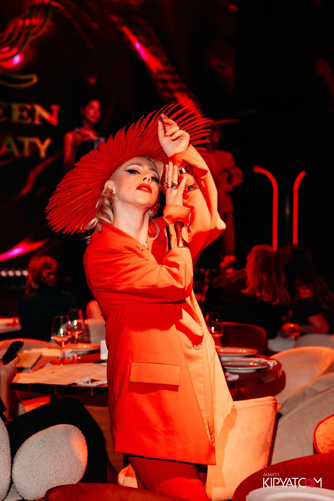 QUEEN. КИПЯТКОМ АЛМАТЫ!