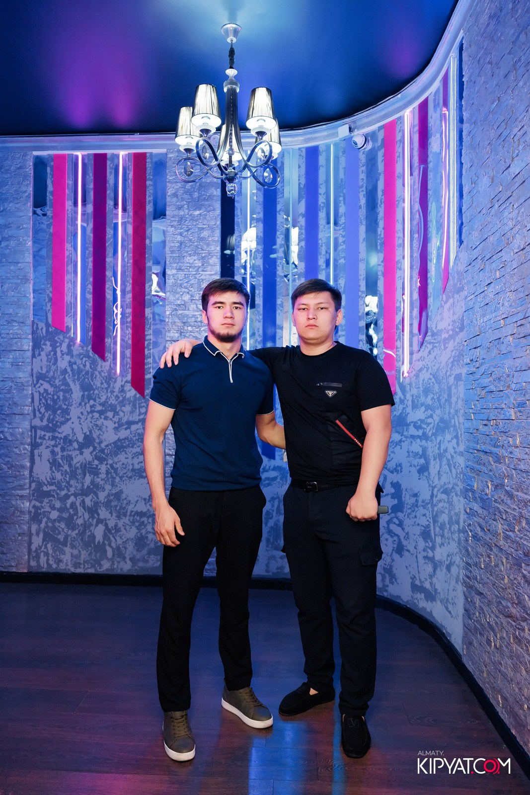 УХО И МЕДВЕДЬ НА ГАГАРИНА. КИПЯТКОМ АЛМАТЫ!