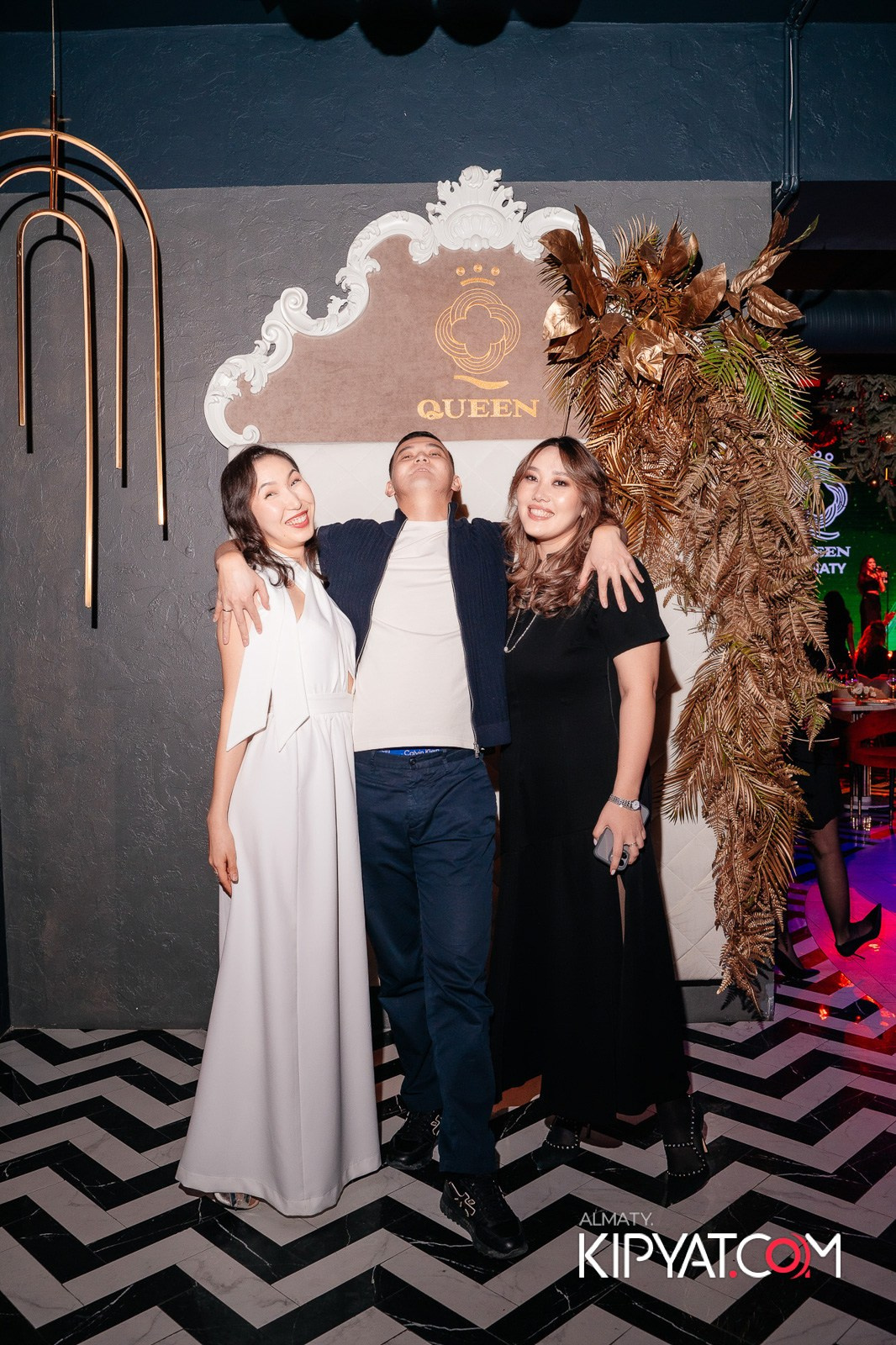 QUEEN. КИПЯТКОМ АЛМАТЫ!