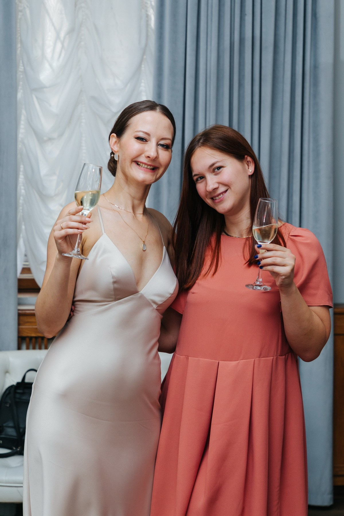 Свадебная фотопрогулка. Регистрация, прогулка, фуршет. Фотограф крещение венчание в Петербурге! Помогает подобрать храм и посоветовал душевного батюшку в СПб