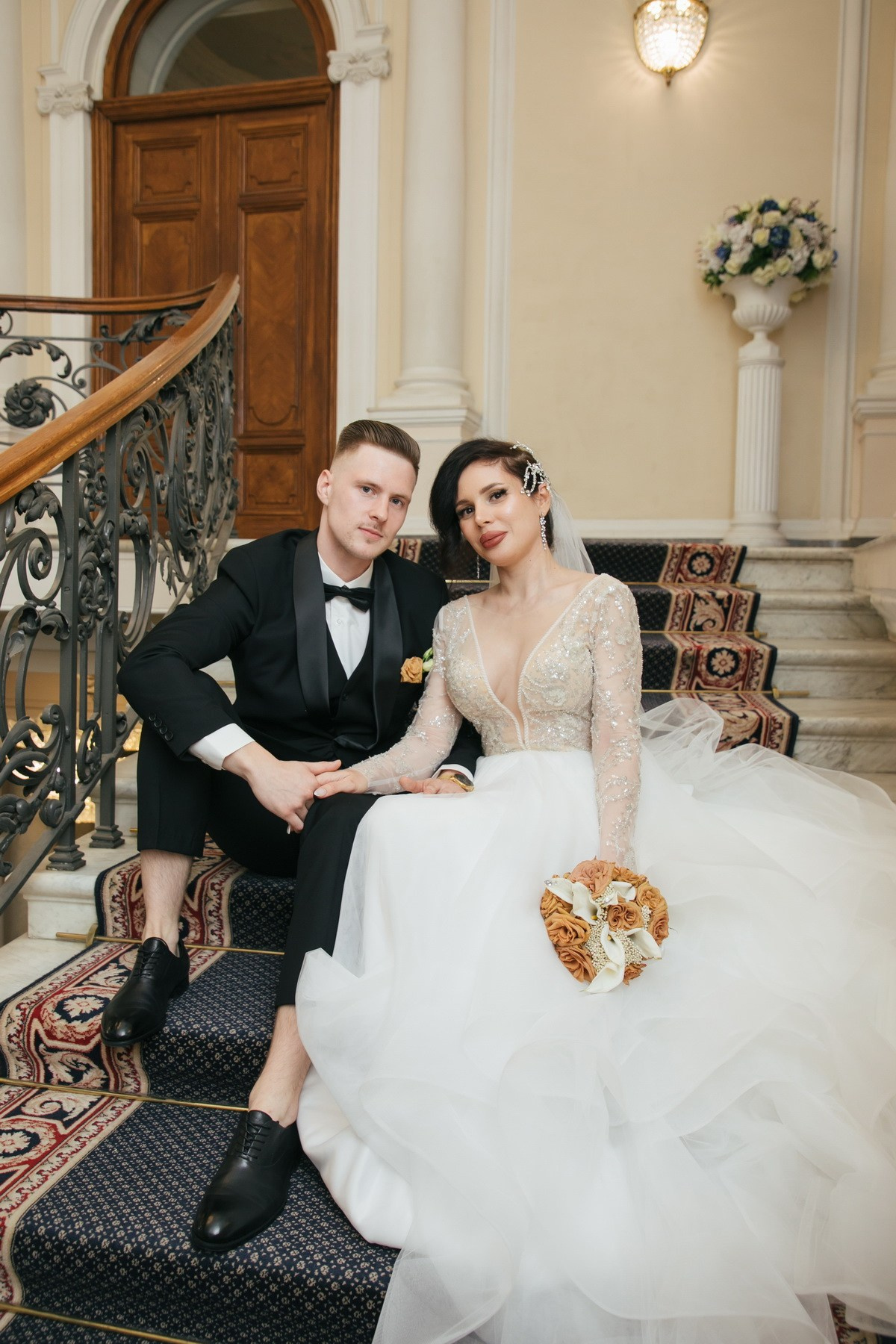 Passion à Saint-Pétersbourg. Фотограф крещение венчание в Петербурге! Помогает подобрать храм и посоветовал душевного батюшку в СПб