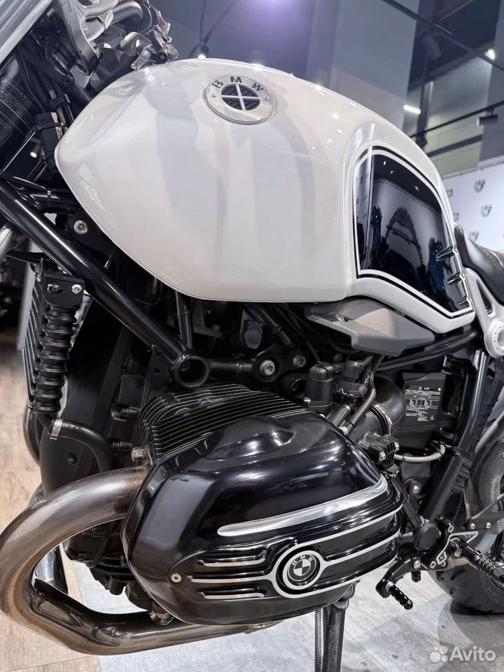 Купить BMW R9T (White Scrambler) — подробнее на сайте. Hello Davidson, Москва. Только хорошие мотоциклы…