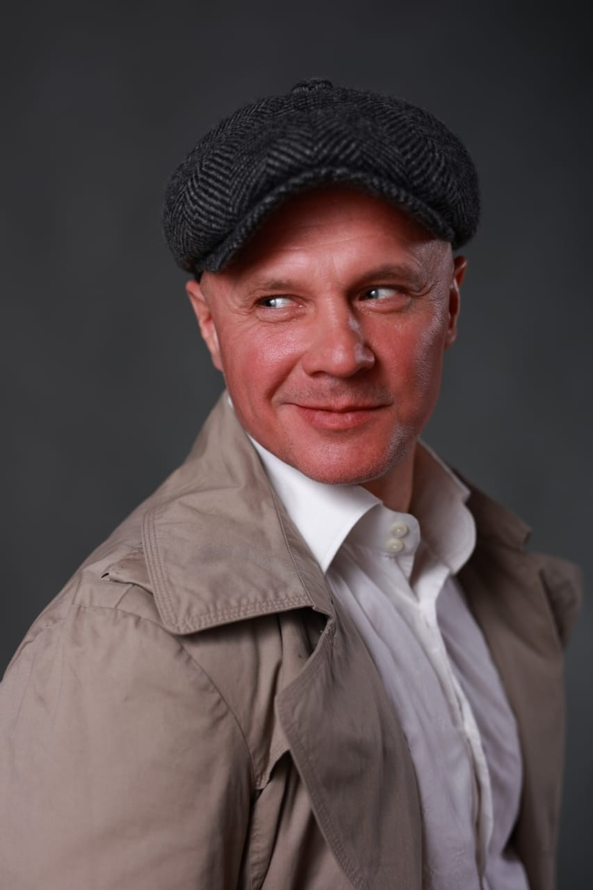 Эмоции снепы. Денис Волк актёр / модель