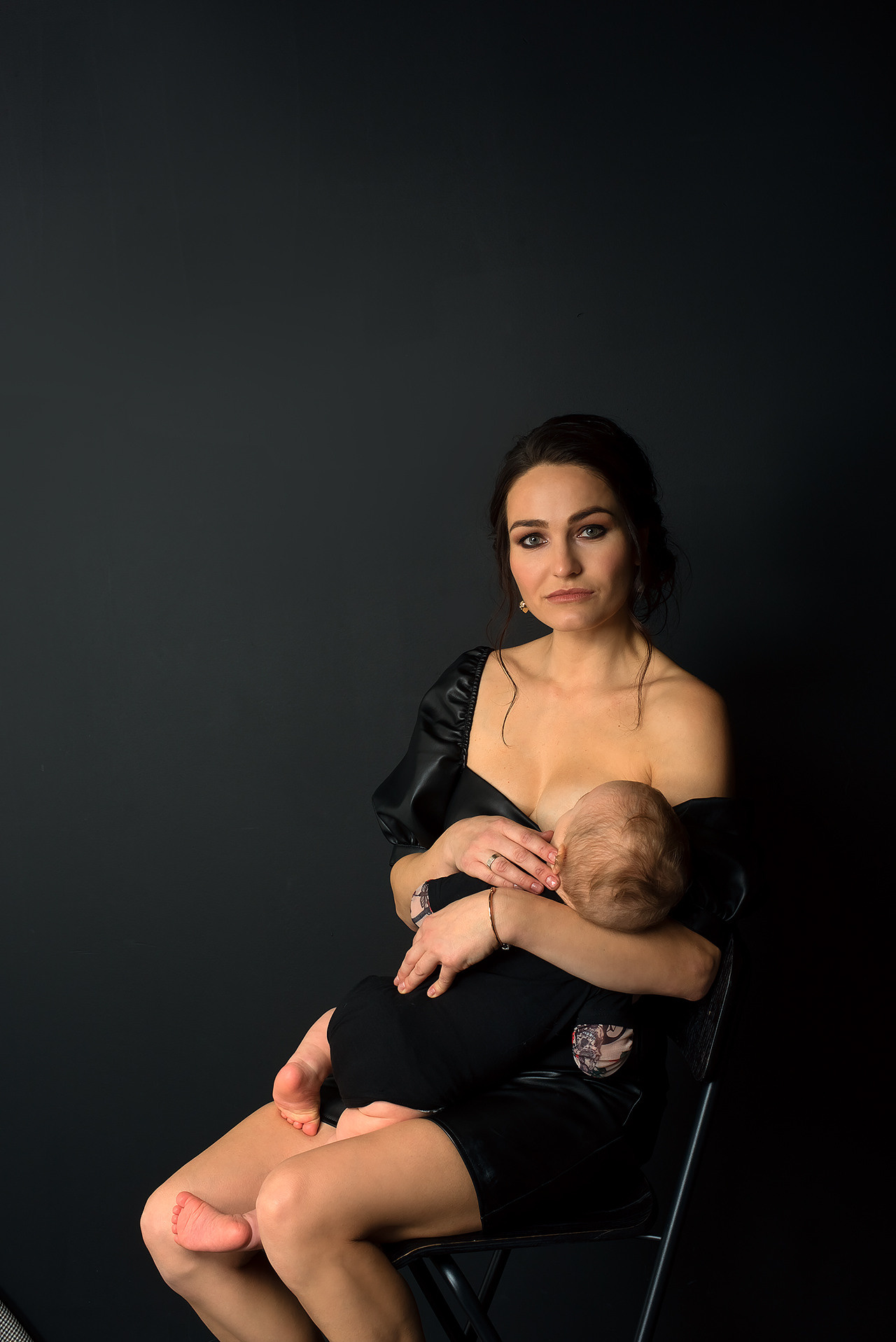 Семейная фотосессия на циклораме в СПб. Фотограф Юлия Кондратьева