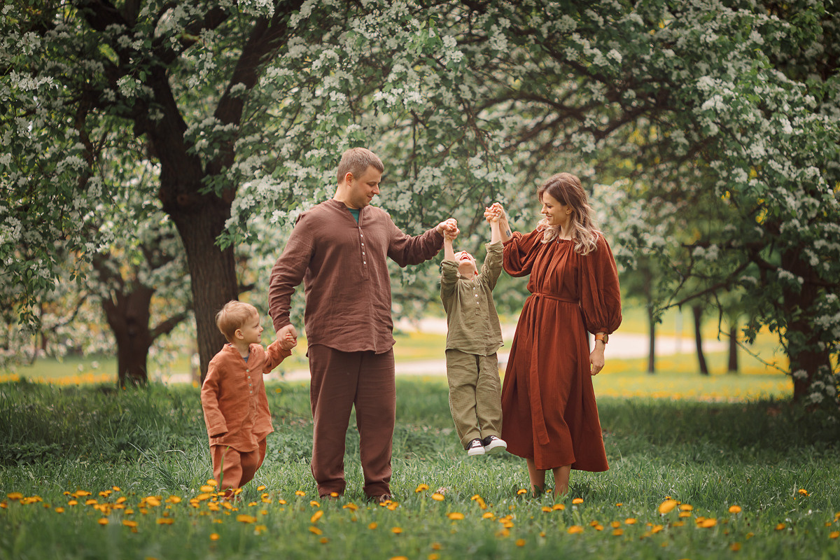 НЕЖНАЯ ВЕСНА. Семейный фотограф в Москве выпускные альбомы Клюковская Надежда