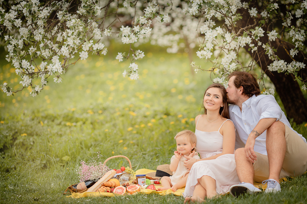 НЕЖНАЯ ВЕСНА. Семейный фотограф в Москве выпускные альбомы Клюковская Надежда