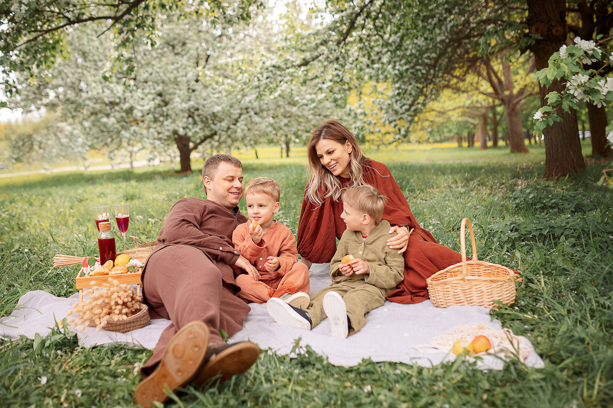 НЕЖНАЯ ВЕСНА. Семейный фотограф в Москве выпускные альбомы Клюковская Надежда