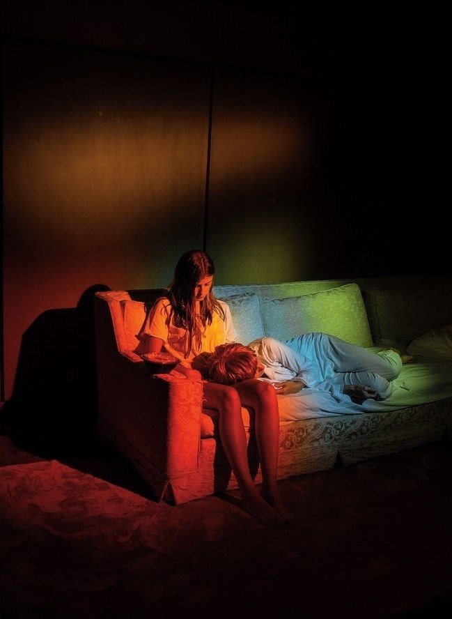 Две девушки