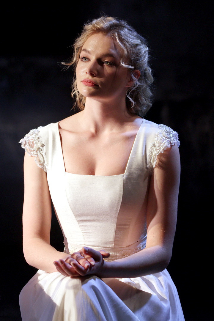 «Воскресенье» (театр Гоголя). СПЕКТАКЛИ