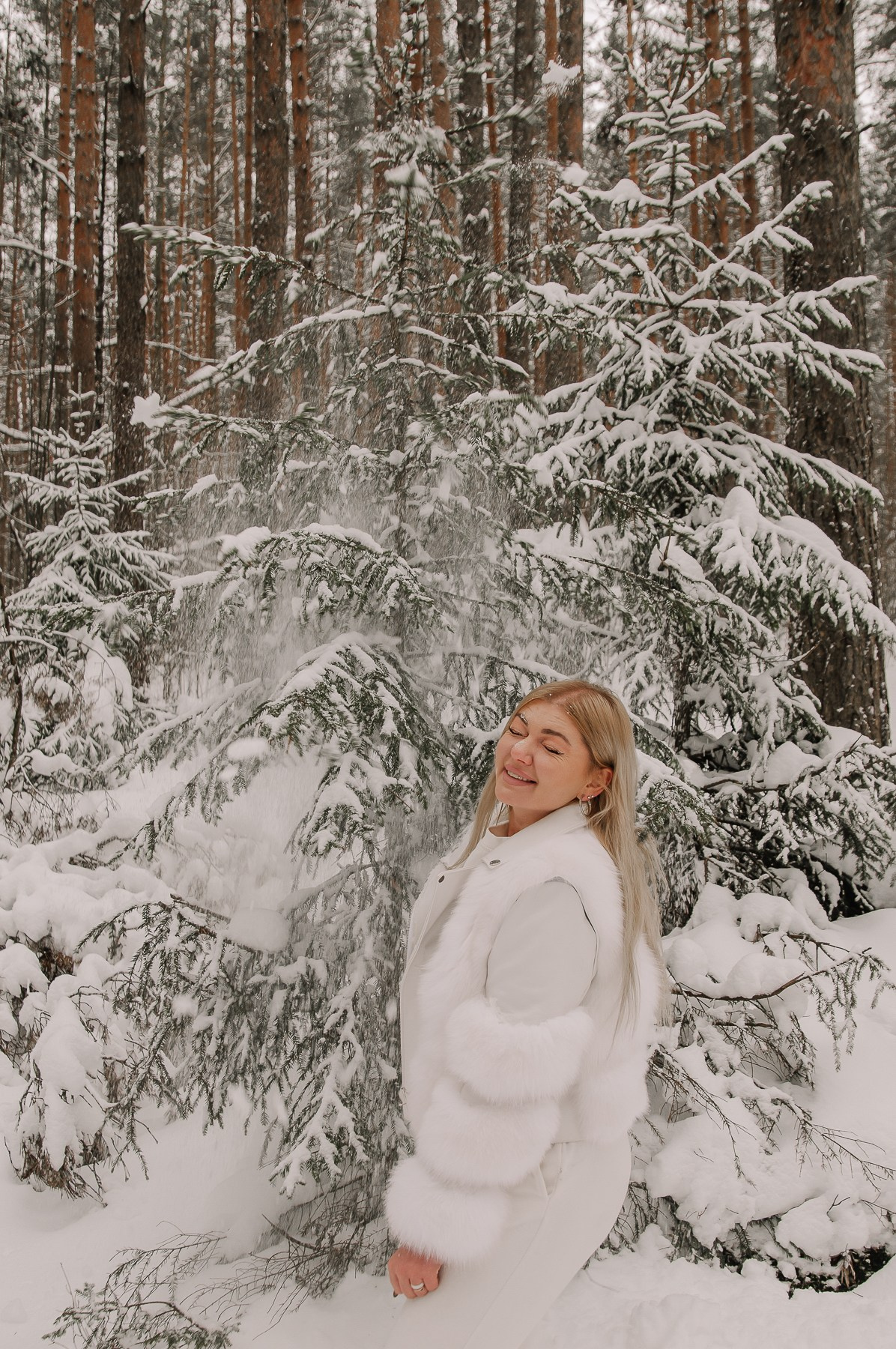 Friends stories_Наташа и Кристина. Свадебный и семейный фотограф в Минске Яна Новак