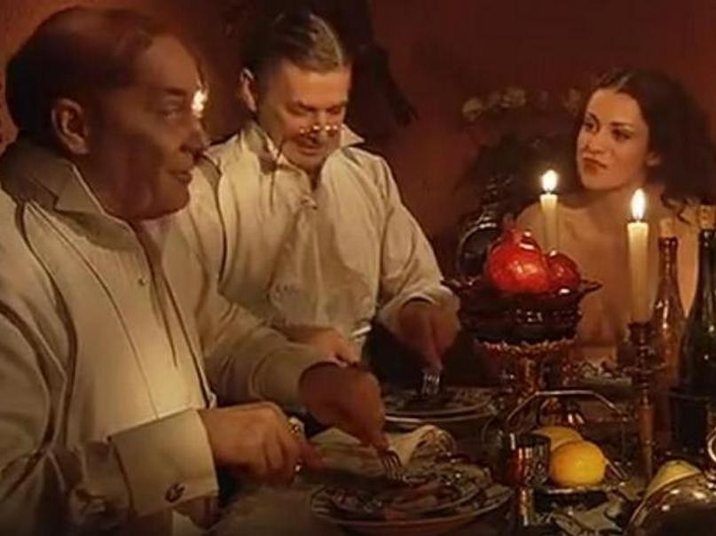 Театр-трактир в Доме Шрёдера. Дом Шрёдера