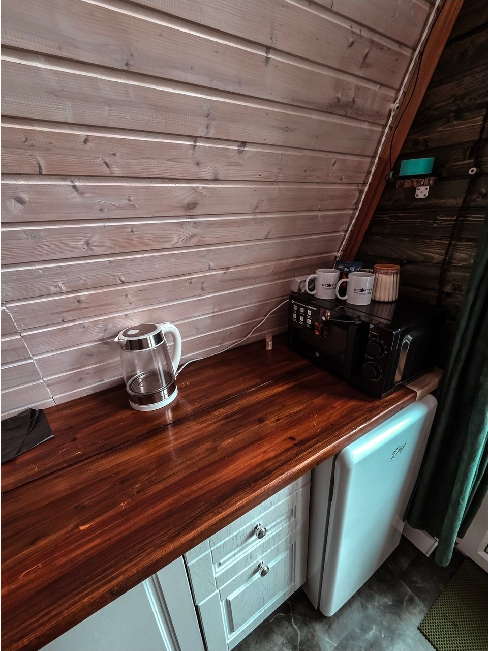 ФОТО Гостевой мини дом. Вгости. Посуточная аренда дома во Владивостоке, баня с чаном. Теплый бассейн, геокупол. Аренда дома во Владивостоке, Надеждинском районе