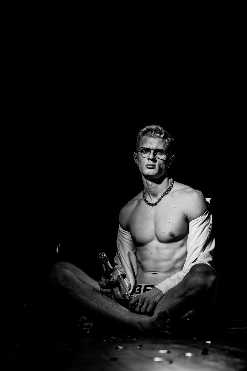 Мужской фотограф Александр Шалагин