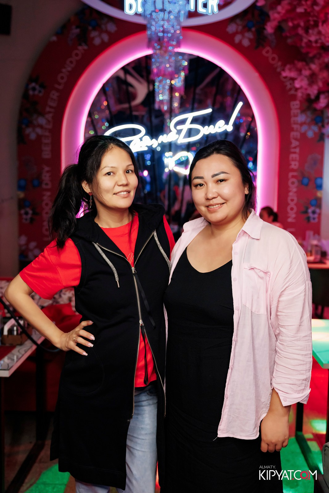 ЗАЯ, НА БИС. КИПЯТКОМ АЛМАТЫ!