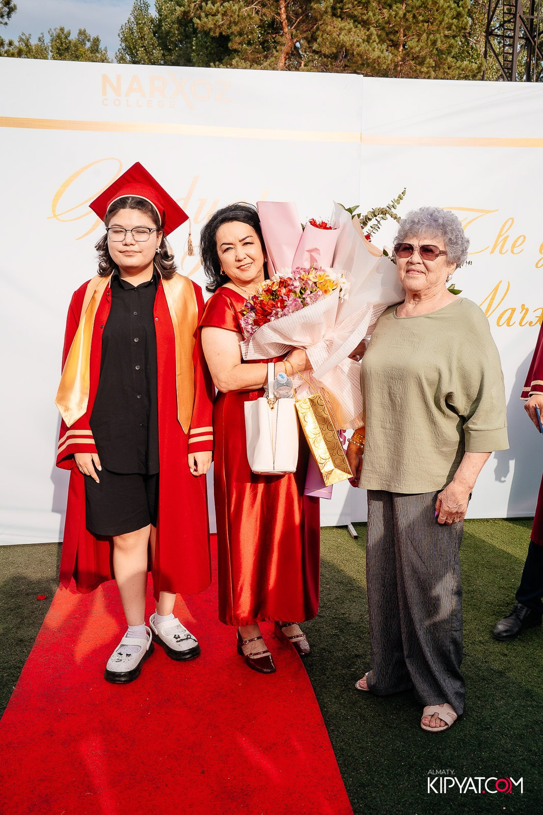 ВРУЧЕНИЕ ДИПЛОМОВ — НАРХОЗ КОЛЛЕДЖ. Part 1. КИПЯТКОМ АЛМАТЫ!