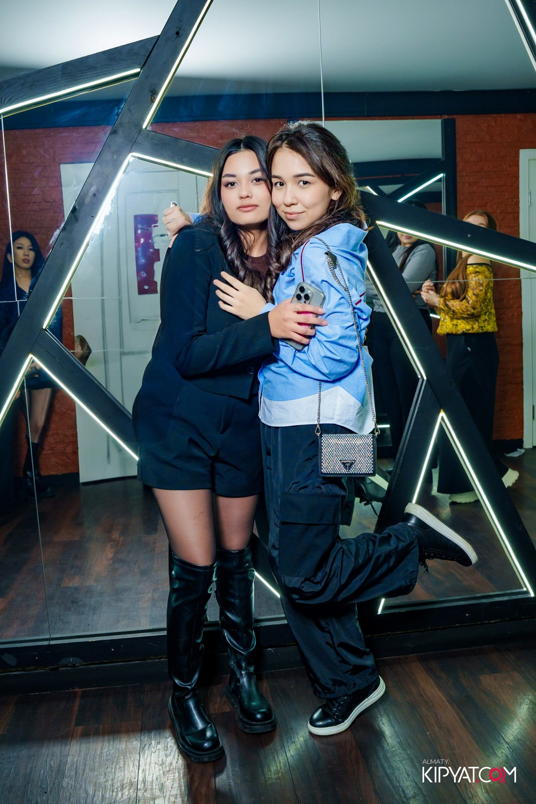 УХО И МЕДВЕДЬ НА САИНА. КИПЯТКОМ АЛМАТЫ!