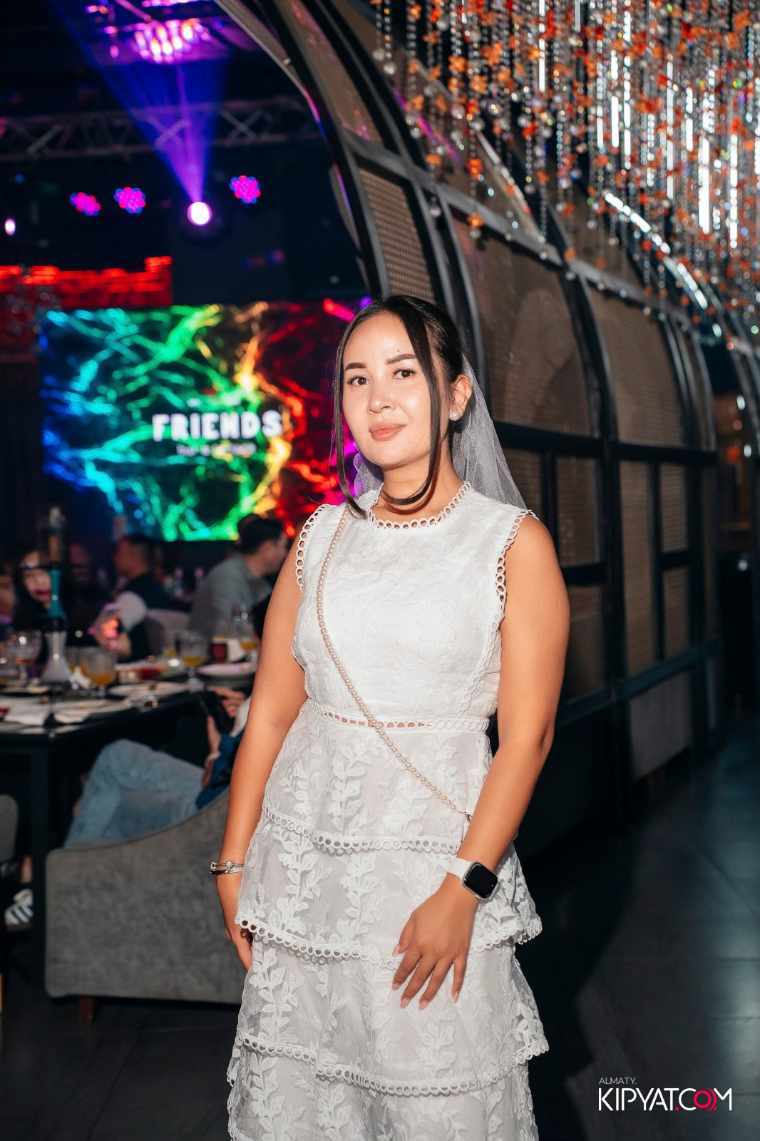 FRIENDS BAR & TERRACE. КИПЯТКОМ АЛМАТЫ!