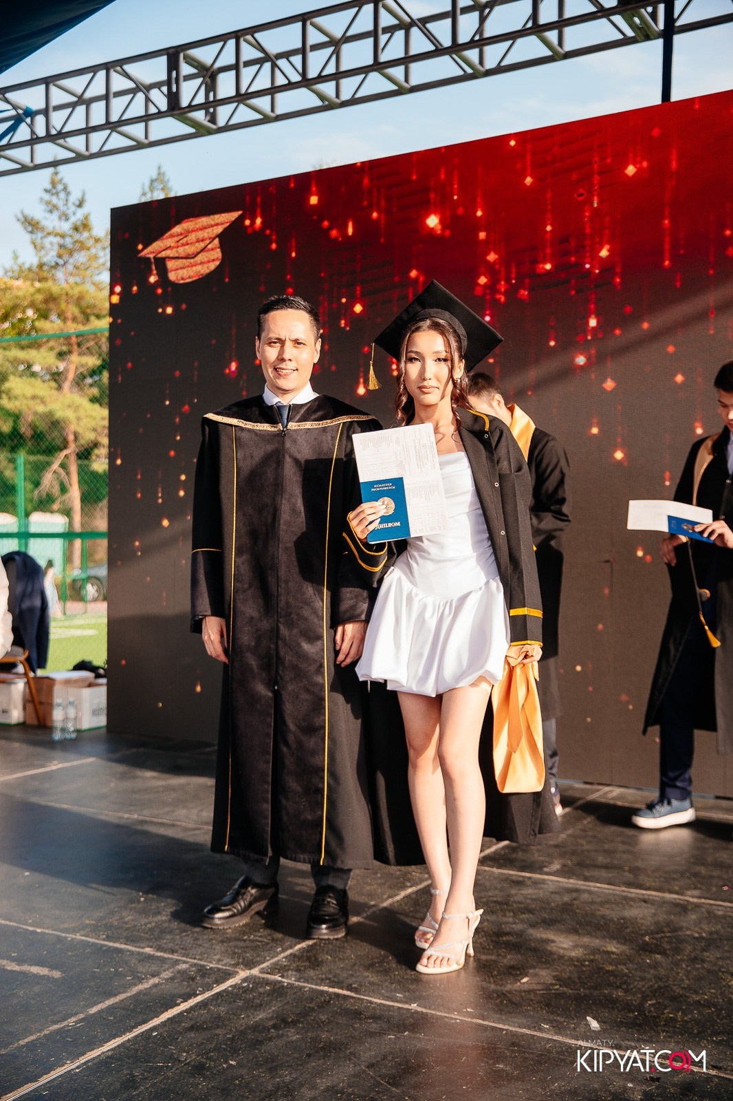 ВРУЧЕНИЕ ДИПЛОМОВ — НАРХОЗ КОЛЛЕДЖ. Part 3. КИПЯТКОМ АЛМАТЫ!