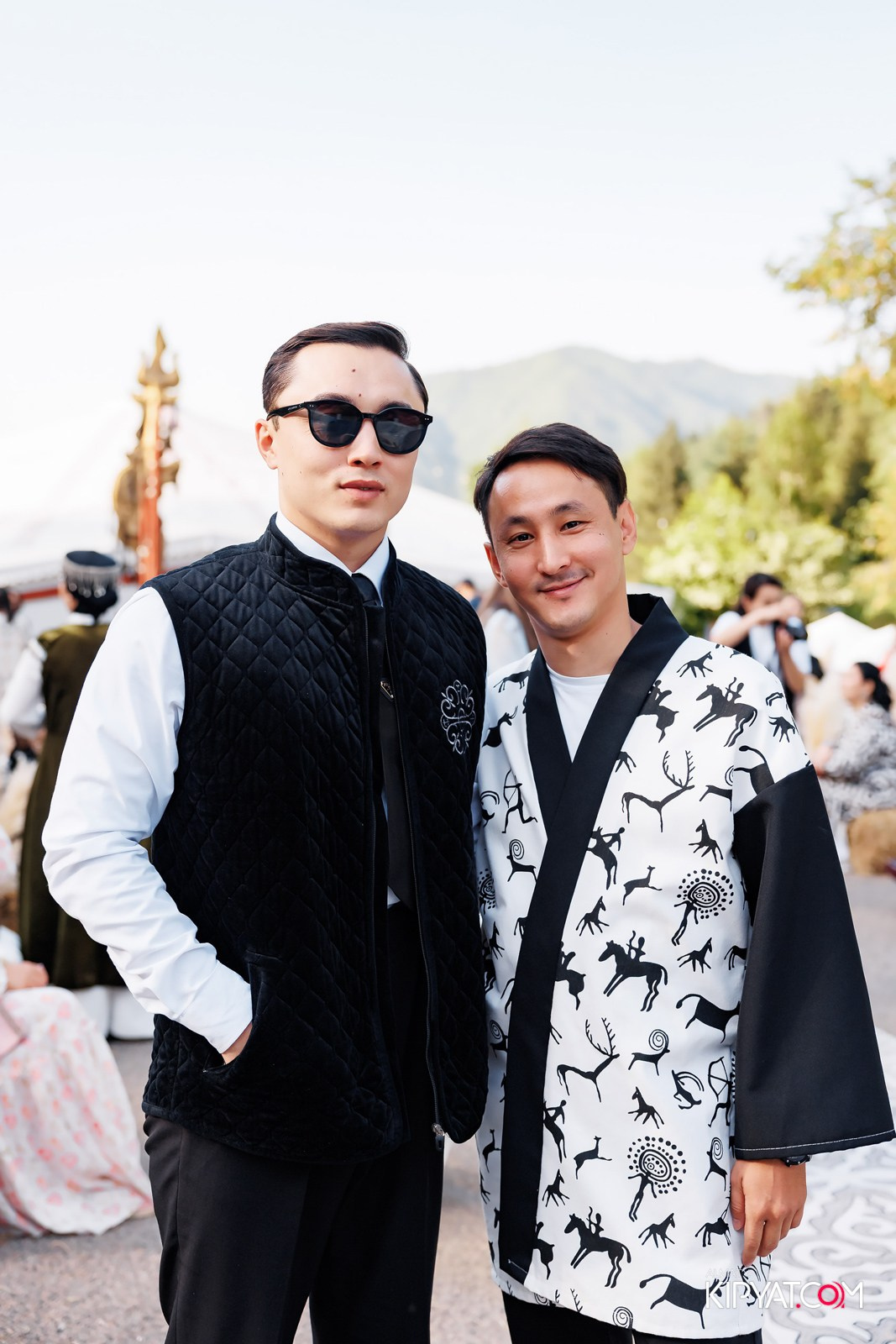 KANG REN TANG. КИПЯТКОМ АЛМАТЫ!