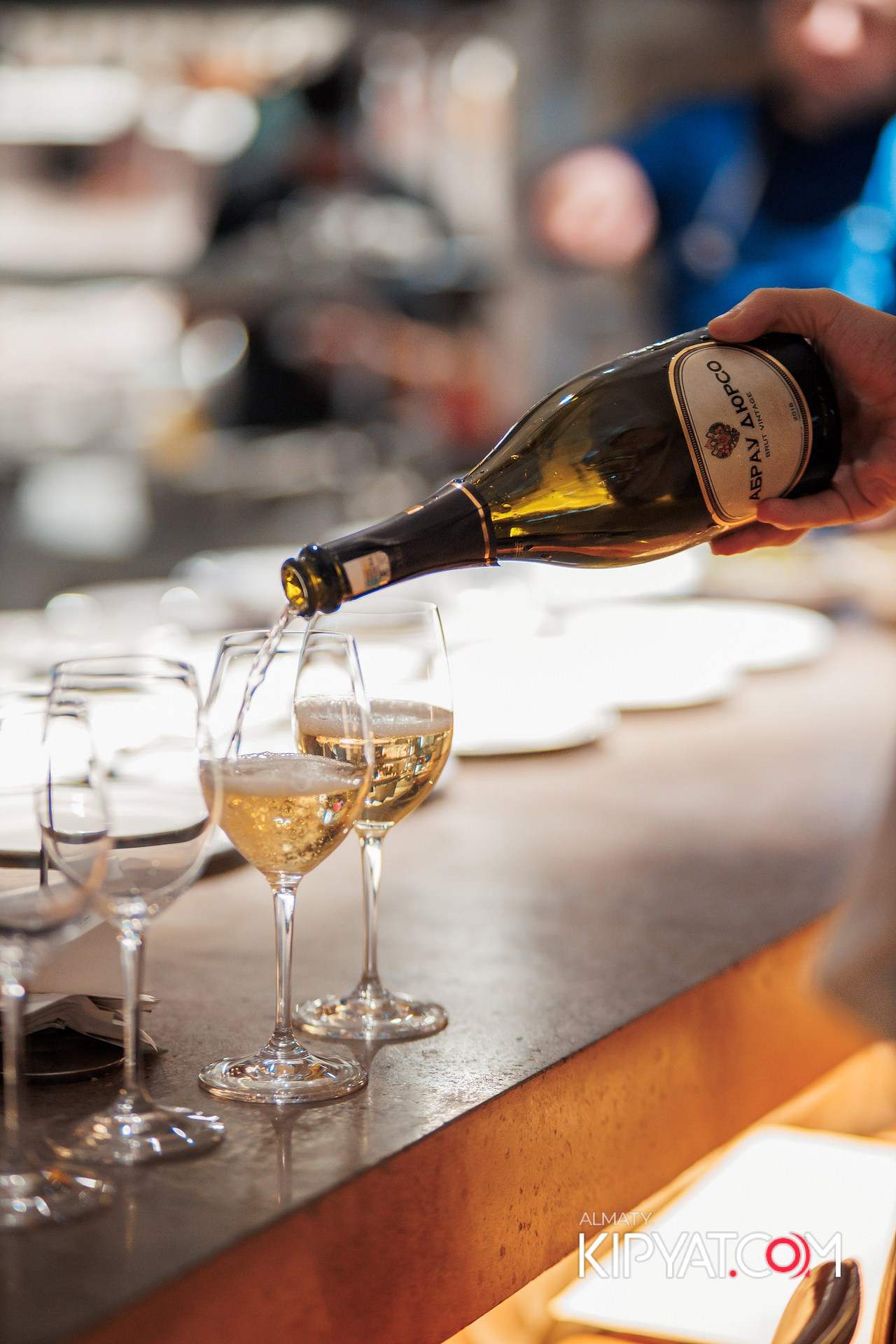 ЭКСКЛЮЗИВНЫЙ ГАСТРОНОМИЧЕСКИЙ УЖИН В 4 РУКИ В СОПРОВОЖДЕНИИ ВИН АБРАУ-ДЮРСО. КИПЯТКОМ АЛМАТЫ!