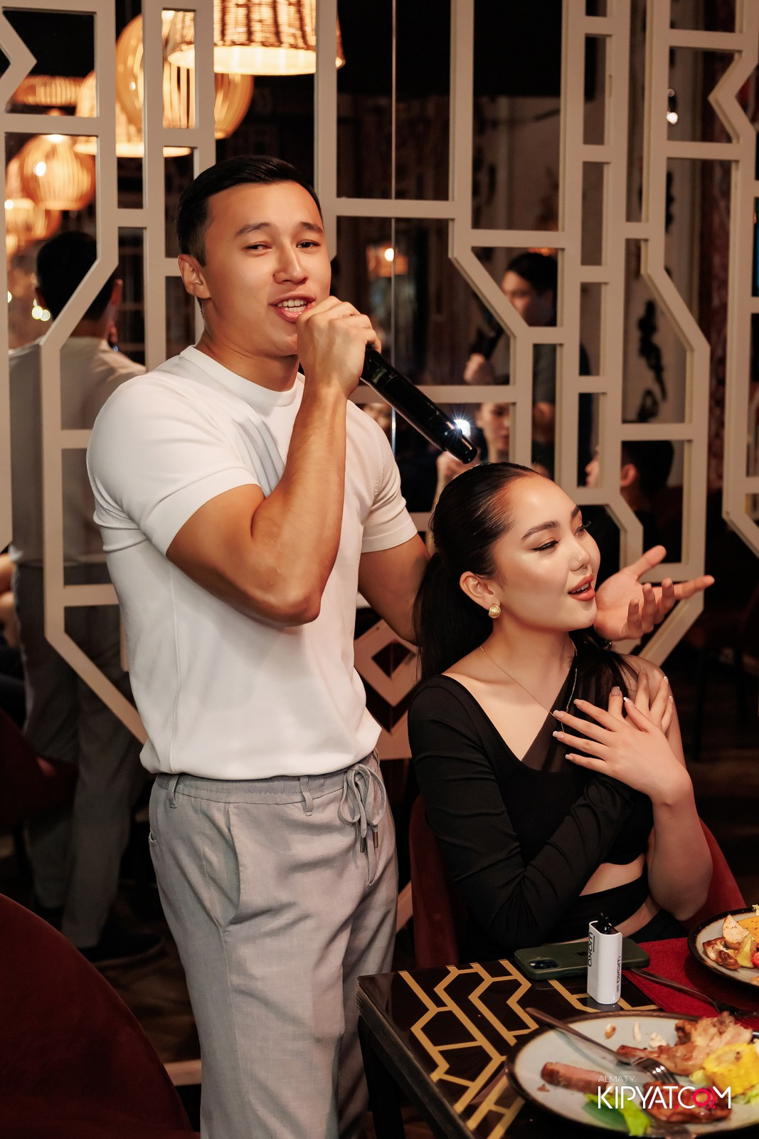 ЗАЯ, НА БИС. КИПЯТКОМ АЛМАТЫ!