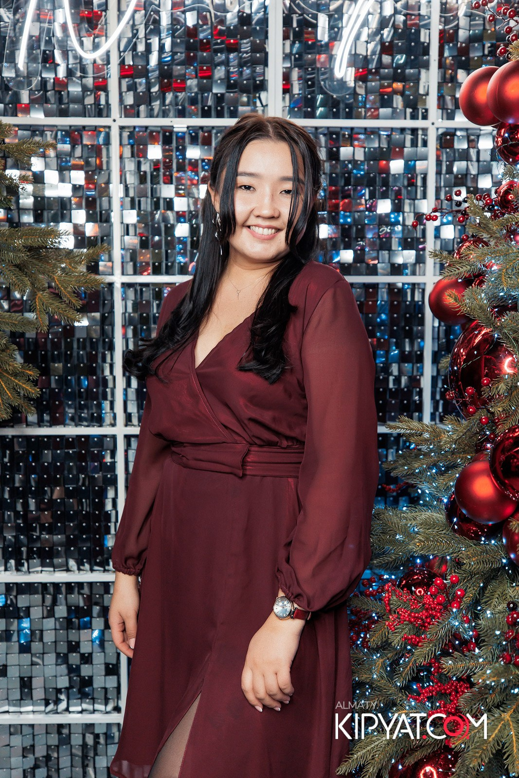 FRIENDS BAR & TERRACE. КИПЯТКОМ АЛМАТЫ!