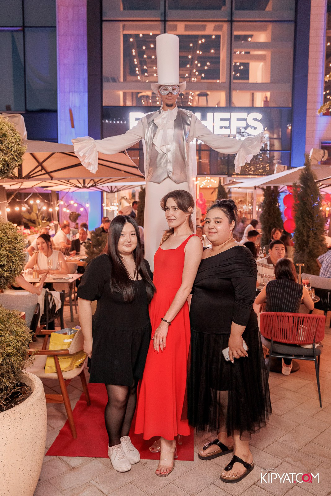 ОФИЦИАЛЬНОЕ ОТКРЫТИЕ РЕСТОРАНА BIG CHEFS. КИПЯТКОМ АЛМАТЫ!