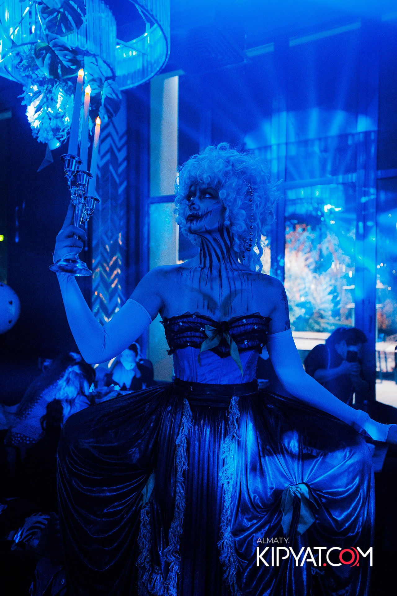 FRIENDS BAR & TERRACE. КИПЯТКОМ АЛМАТЫ! Фотосъемка мероприятий в Алматы