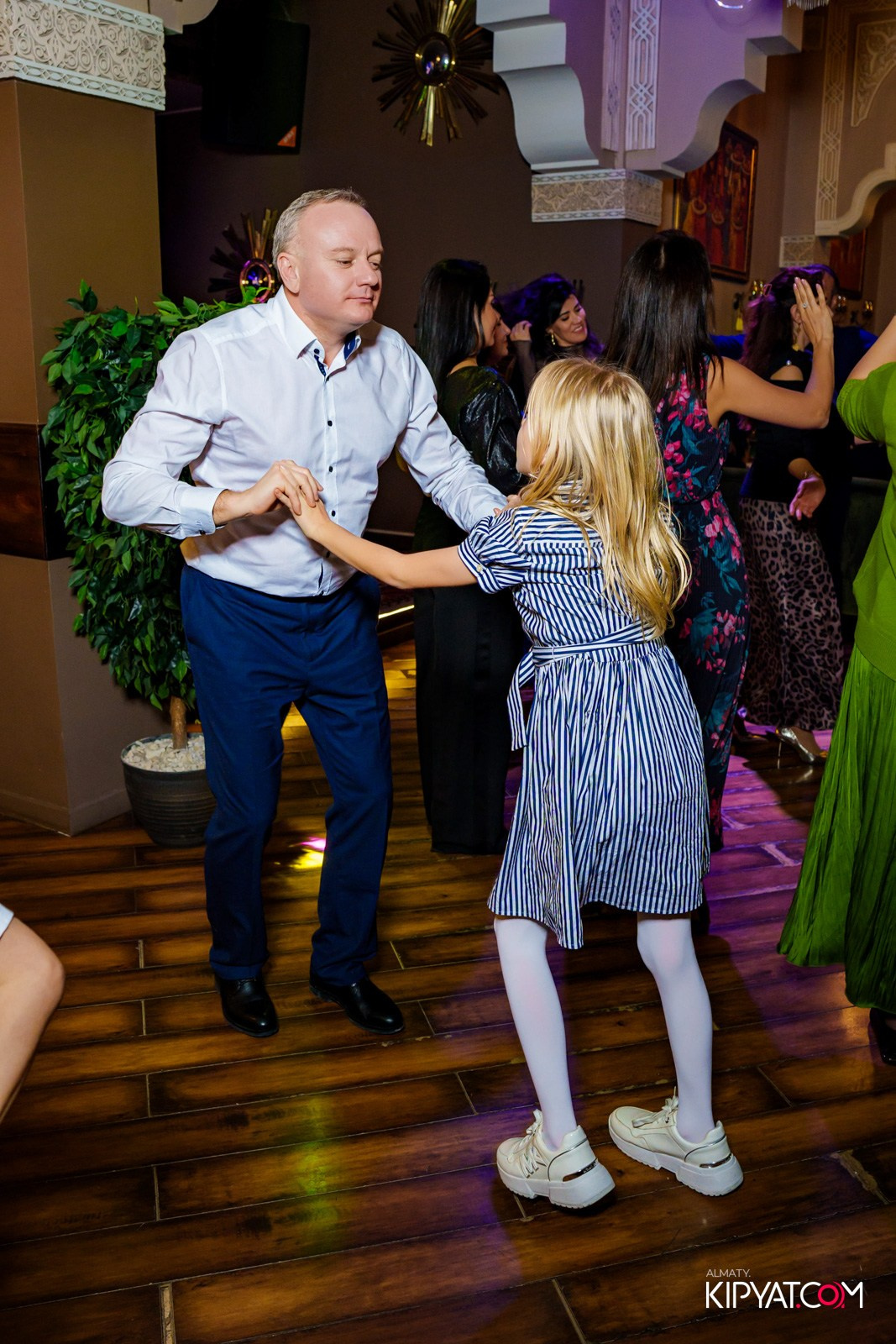 РЕСТОРАН NARSHARAB. КИПЯТКОМ АЛМАТЫ!