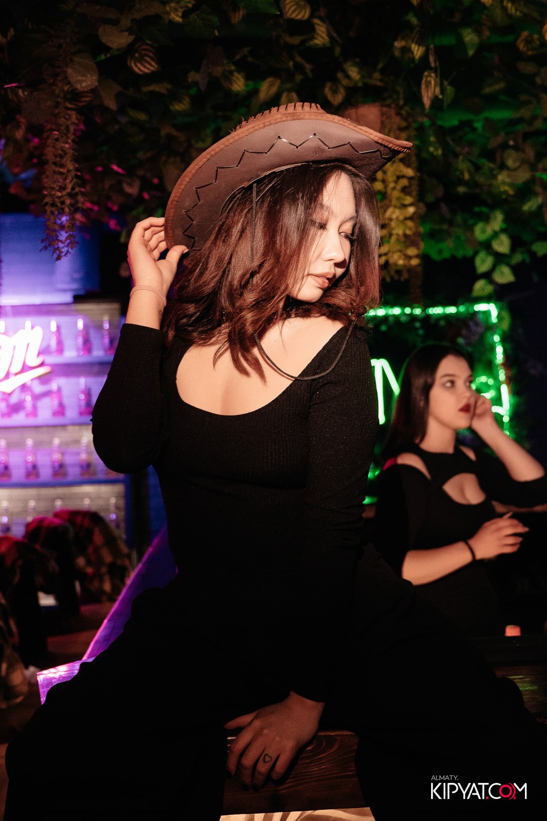 SKY BAR. КИПЯТКОМ АЛМАТЫ!