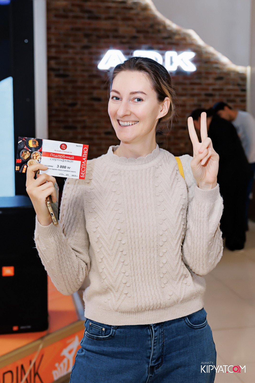 ДЕТСКИЙ МОДНЫЙ ПОКАЗ ОТ МОДЕЛЬНОГО АГЕНТСТВА «KIDSFACE». КИПЯТКОМ АЛМАТЫ!